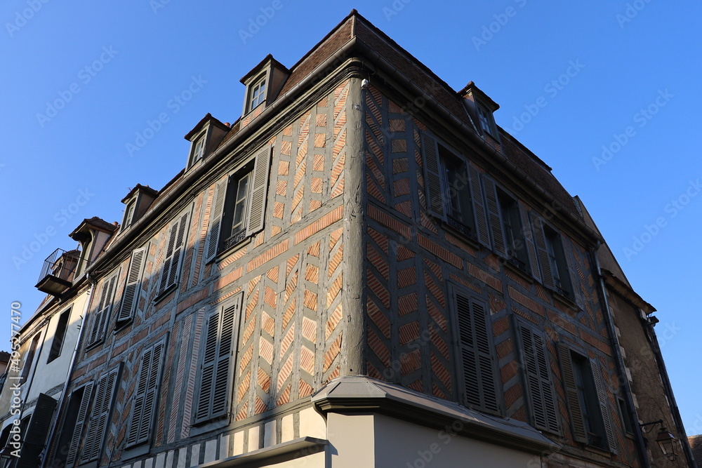 Maison typique, vue de l'extérieur, ville de Auxerre, département de l'Yonne, France