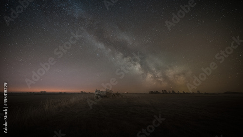 Transition inte dawn, Milky way and cart