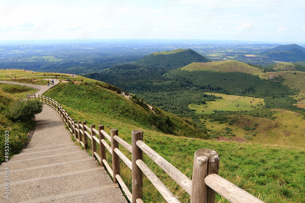 Les volcans du Puy de Dôme dans le massif du Sancy en Auvergne