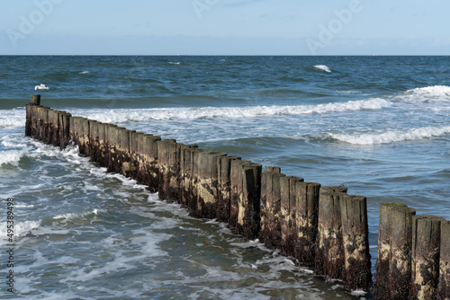 Lahnungen K  stenschutz Wellen Ahrenshoop Ostsee