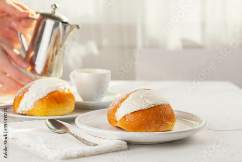 Photography Preparing Roman Breakfast