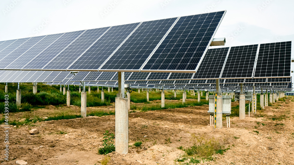 Solar photovoltaic cell base built outdoors Solar photovoltaic cell base built outdoors