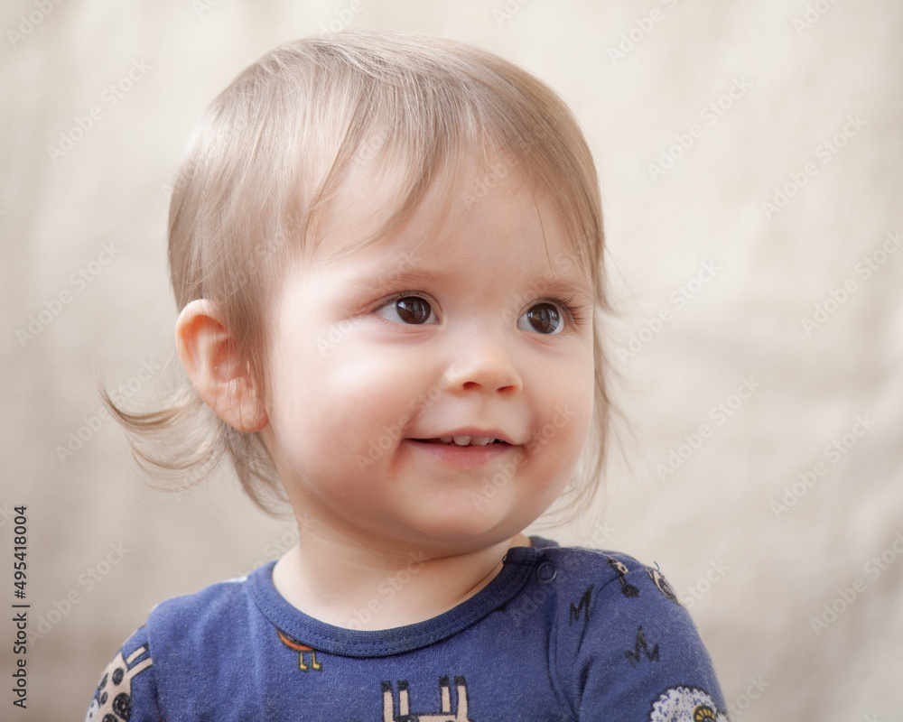 Surprised emotions on the baby's face Surprised emotions on the baby's face