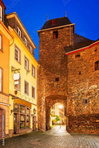 Obraz na płótnie Cochem, Germany - Enderttor gate in oldtown, Moselle River w salonie