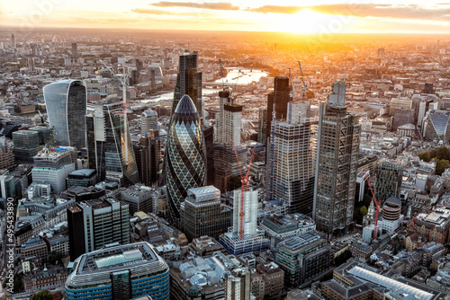Canvas Print Aerial sunset view of London  financial business institutions