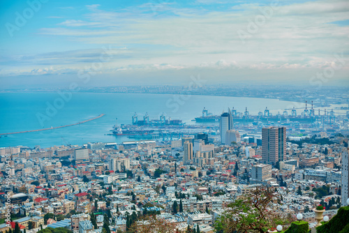 Fototapeta Naklejka Na Ścianę i Meble -  Baha'i Gardens, also the Terraces of the Baha'i Faith, the Hanging Gardens of Haifa