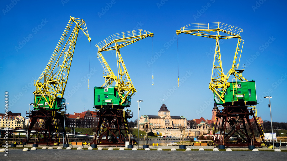 Obraz na płótnie Szczecin cranes, a symbol and landmark of the city. w salonie