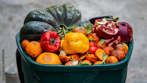 фотографія Spoiled fruits and vegetables