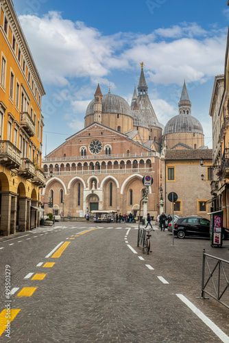 Fototapeta Naklejka Na Ścianę i Meble -  The beautiful Basilica of S. Antonio In Padova