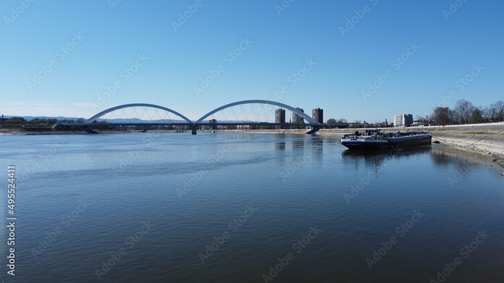 Obraz premium bridge over the river