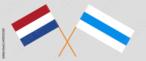 Crossed flag of the Netherlands and anti-war white-blue-white flag of Russian opposition