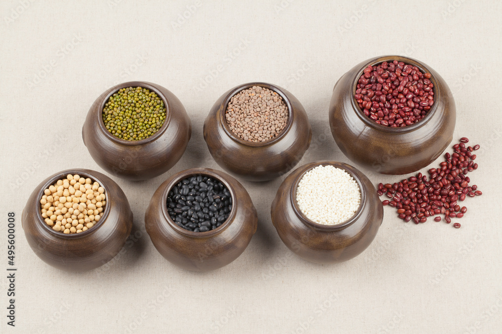 Red beans, black beans, beans, rice, mung beans, lentils, brown rice, barley, food, grains