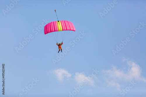 Fotografie Skydiver freedom concept vintage color