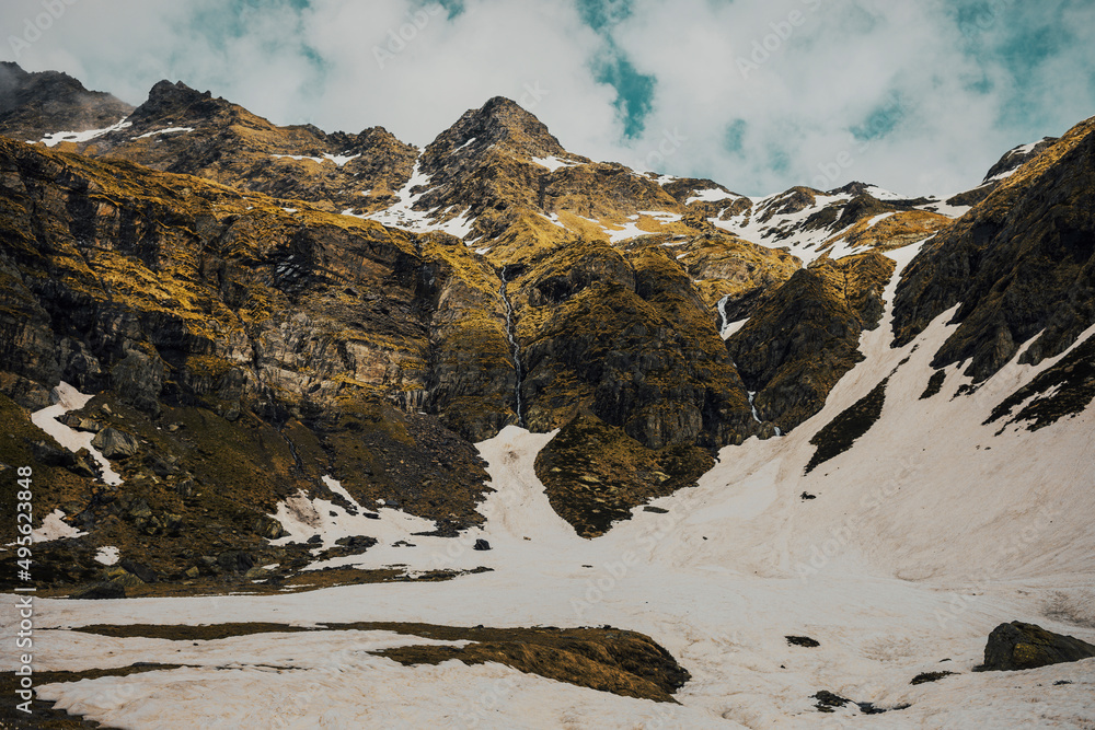Obraz premium landscape with snow in the mountains