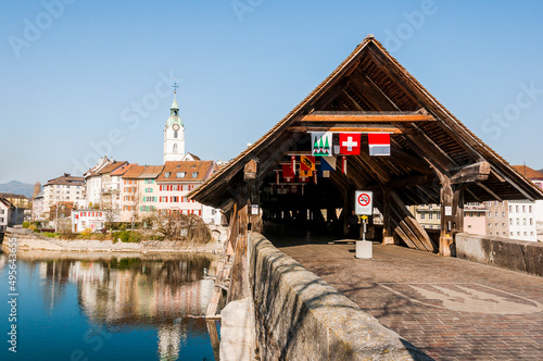 Olten, Stadt, Stadtturm, Aare, Fluss, Alte Brücke, Holzbrücke, Altstadt, historische Häuser, Bahnhof, Frühling, Frühlingssonne, Solothurn, Schweiz photo