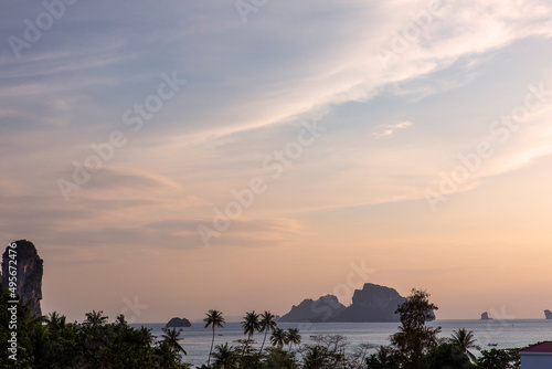 タイのリゾート地クラビの海の景色