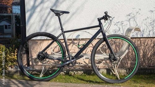 Cube Hyde Race City Bike