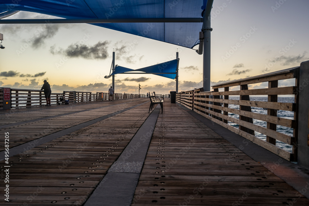 Obraz premium pier in the morning