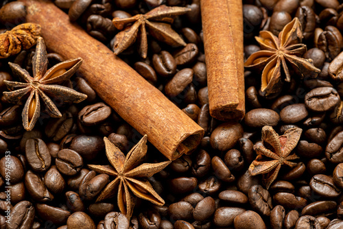 Kawa, ziarna, anyż, cynamon, przyprawa, anyż gwiazdkowaty, dekoracja © Konrad