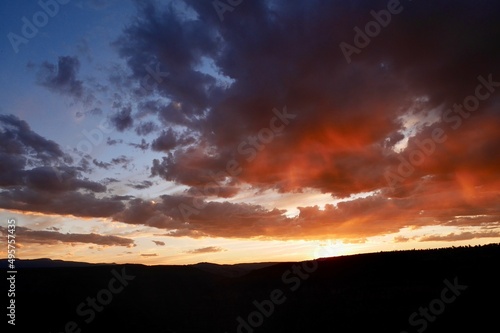 Dramatic sunset at Canyon Rim Overlook in Flaming Gorge National Recreation Area. Utah, USA.
