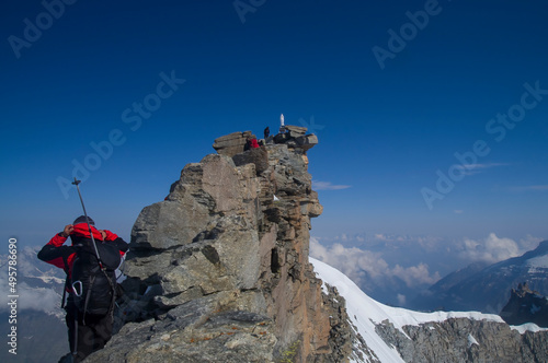 prople at Gran Paradiso Peak 4061m in Italy Alps