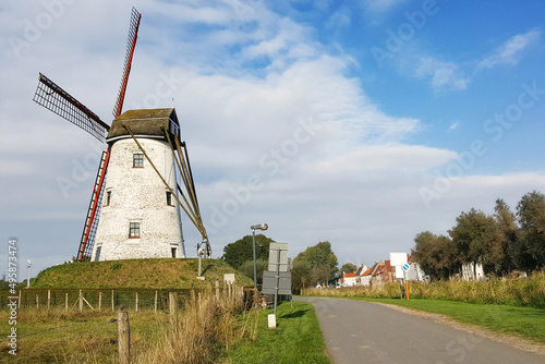 Obraz na płótnie The Schellemolen in Damme, Belgium w salonie