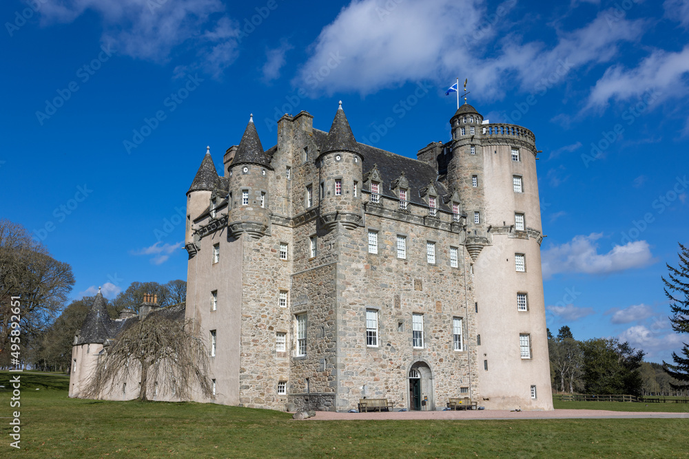 Fototapeta premium Fraser Castle in the Scottish Highlands