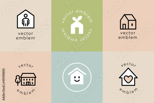Vector label design template set with house icon