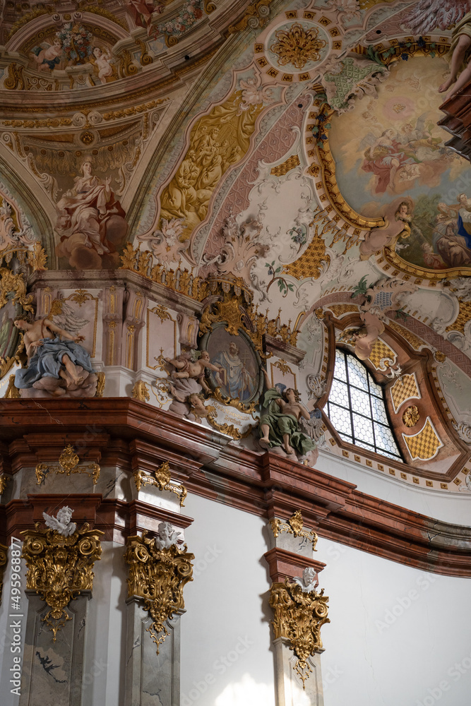 Obraz premium Beautiful church interior