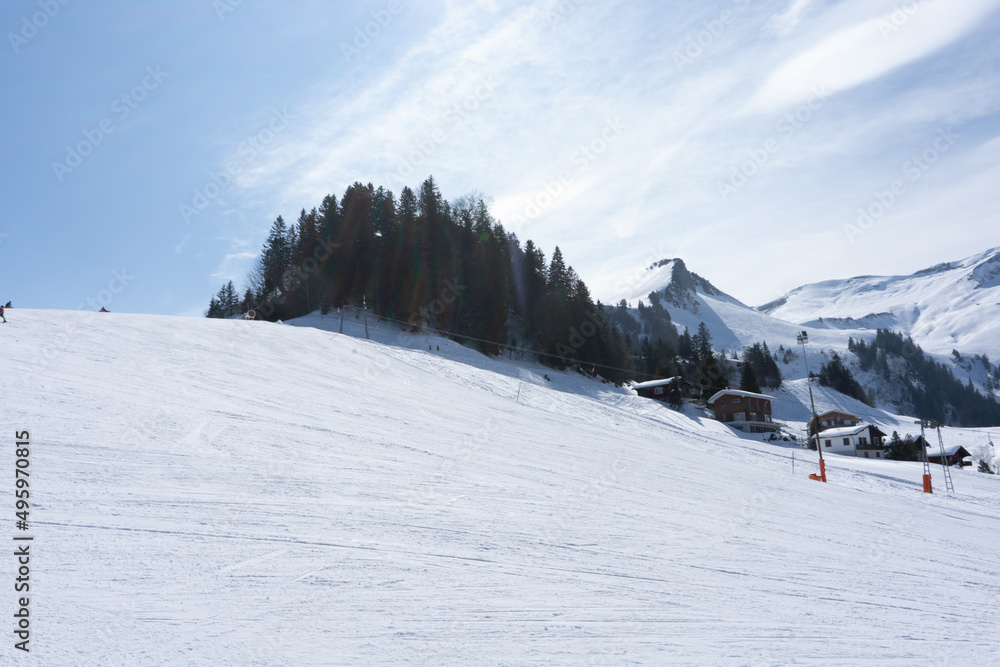 Belalp, closer to the sky, n winter, the snow sports area on Belalp offers a wide range of snow sports for all ages and countless slopes are waiting to be discovered on skis and snowboard. Bern,Zug,su