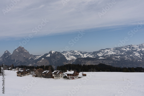 The vacation and excursion region of Schwyz is located in the heart of Switzerland. It is easily and quickly accessible from all directions. Discover unique landscapes, living customs, world-famous cu