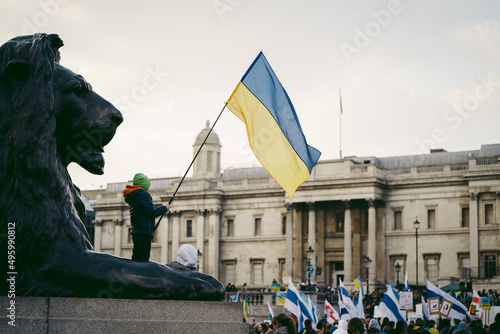 Ukrainian people protest, thousands gather to demand tougher sanctions on Russia from British Government, EU and USA to stop the war in Ukraine photo