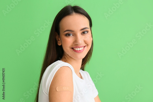 Smiling young woman with ap...