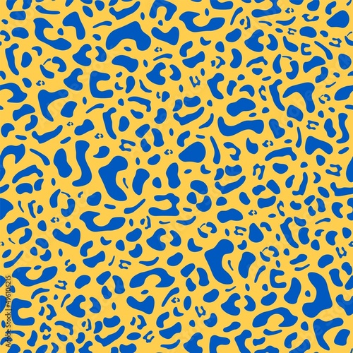Leopard print seamless pattern. Trendy animal skin texture for fabric  wrapping  wallpaper  apparel. Vector background blue yellow color