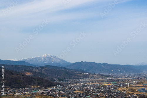 日本三大車窓の景観　篠ノ井線姨捨から飯綱山、善光寺平を一望