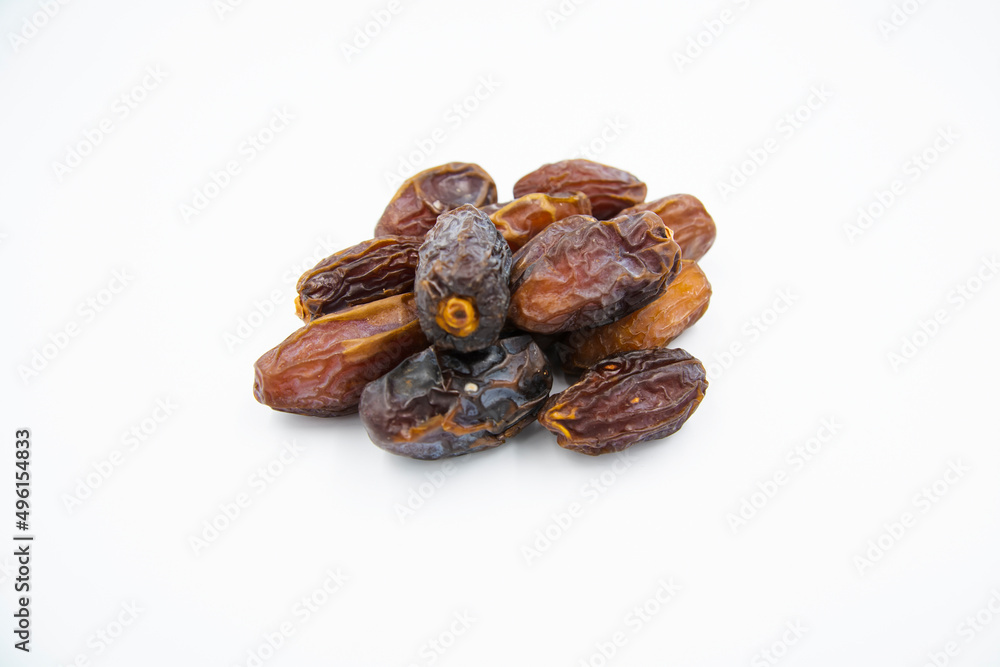 The most special fruit of the month of Ramadan, the date fruit The most special fruit of the month of Ramadan, the date fruit