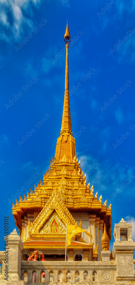 Fototapeta premium Traditional golden coated decorations at Buddhist temples in Thailand.