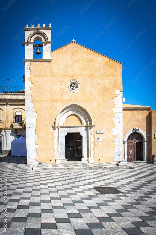 Fototapeta premium small church in taormina, sicily, italy, europe