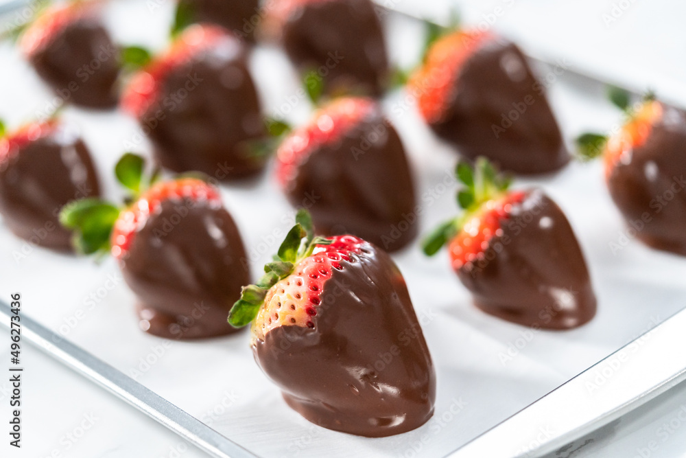 Chocolate dipped strawberries Chocolate dipped strawberries