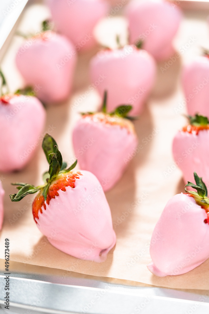 Chocolate dipped strawberries Chocolate dipped strawberries