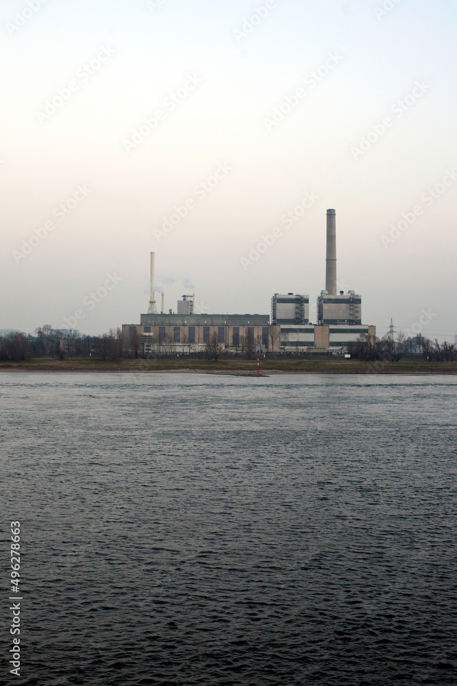 Kraftwerk am Rhein in Düsseldorf Kraftwerk am Rhein in Düsseldorf