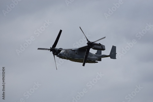 Fototapeta Naklejka Na Ścianę i Meble -  V22 Osprey In Flight