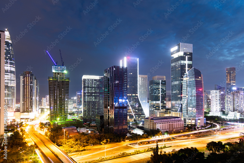 Obraz premium Office buildings in the city at night