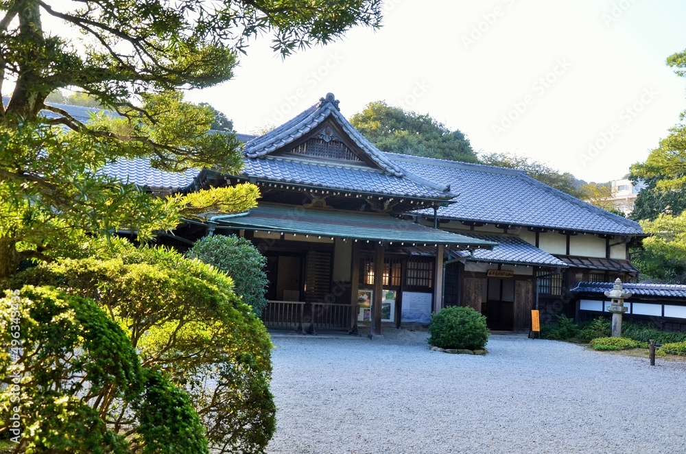 Fotografie 長府毛利邸