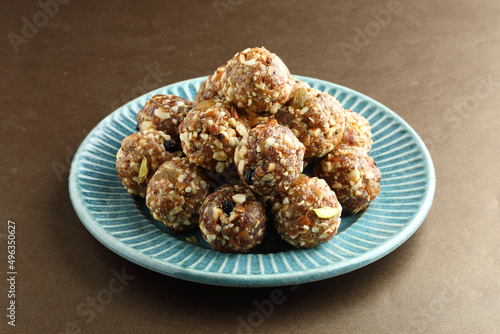 Fototapeta Naklejka Na Ścianę i Meble -  Indian sweet dry fruits and nuts energy laddu 