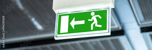 Foto Emergency Evacuation Exit Sign