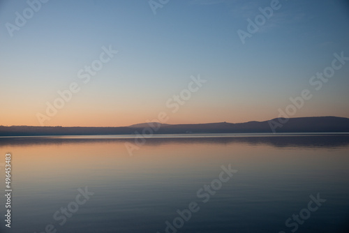 Wallpaper Mural Tramonto sul lago di bracciano Torontodigital.ca