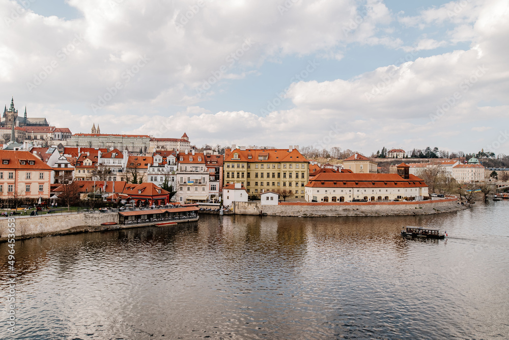 Stare miasto w Pradze wczesną wiosną