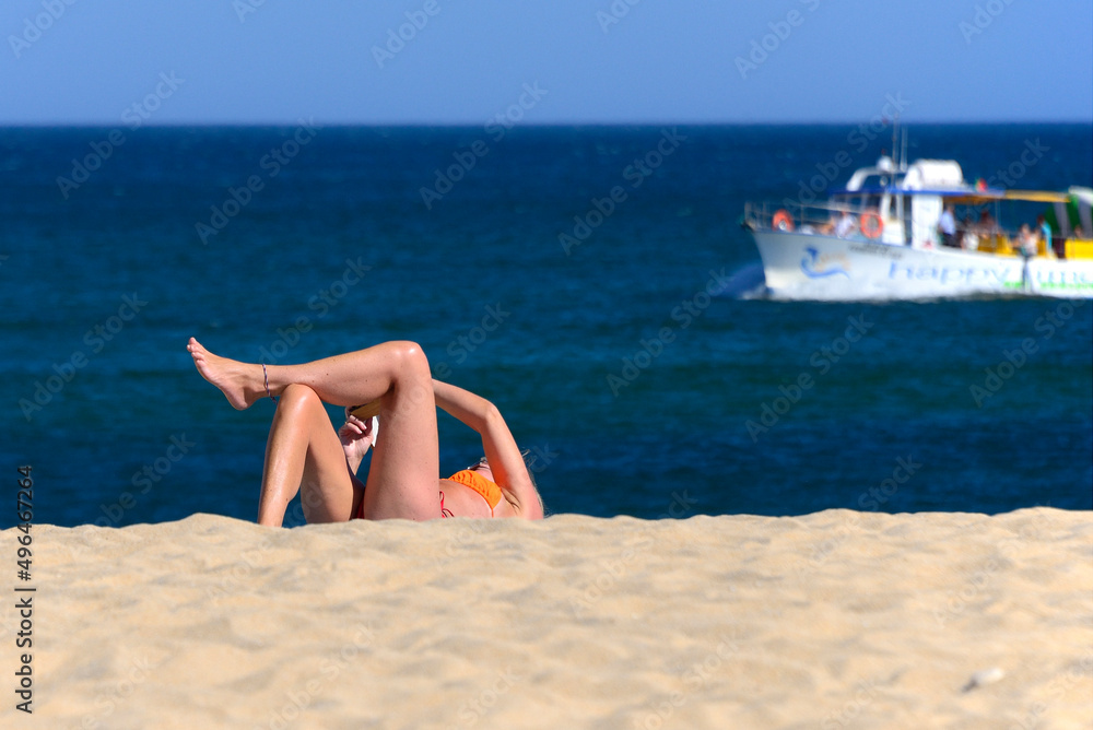 leisure on the beach, Batata beach, Atlantic Ocean, Lagos, city center, Algarve, Portugal, Europe