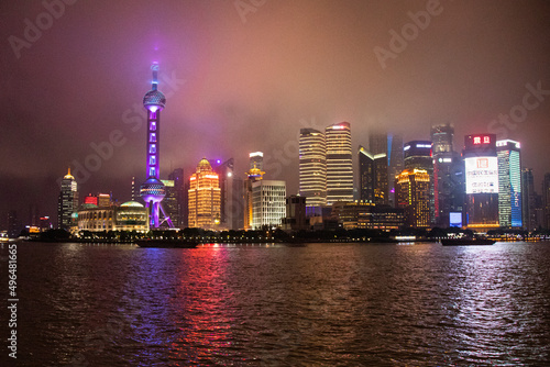 Wallpaper Mural Pudong Skyline und Huangpu Fluss bei Nacht Torontodigital.ca